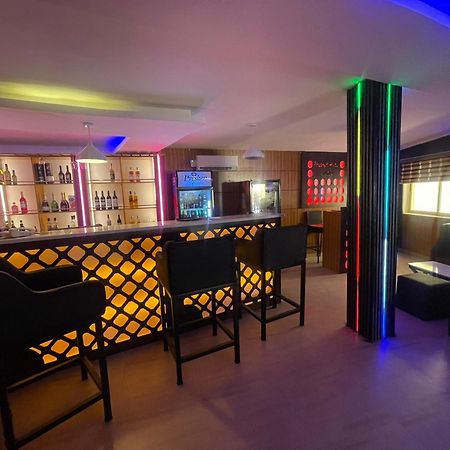 Presken Hotels Alade Avenue 이케야 외부 사진