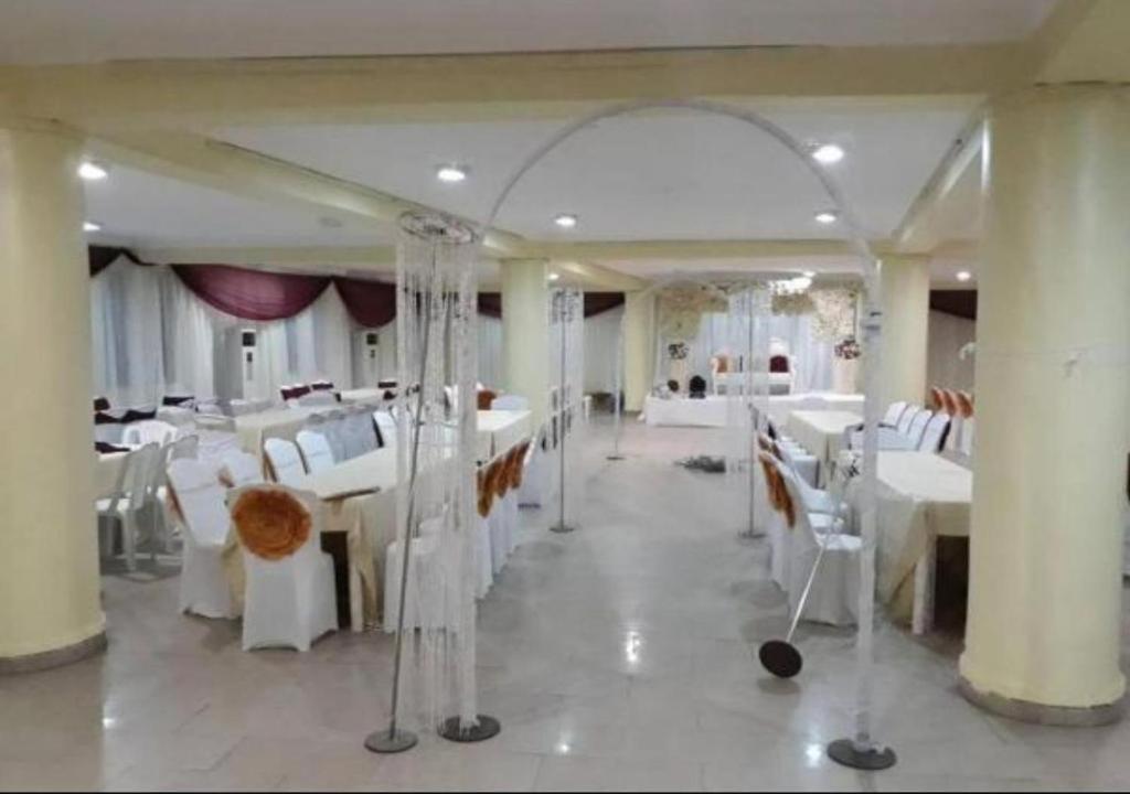 Presken Hotels Alade Avenue 이케야 외부 사진