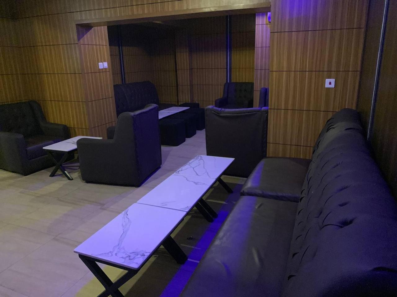 Presken Hotels Alade Avenue 이케야 외부 사진