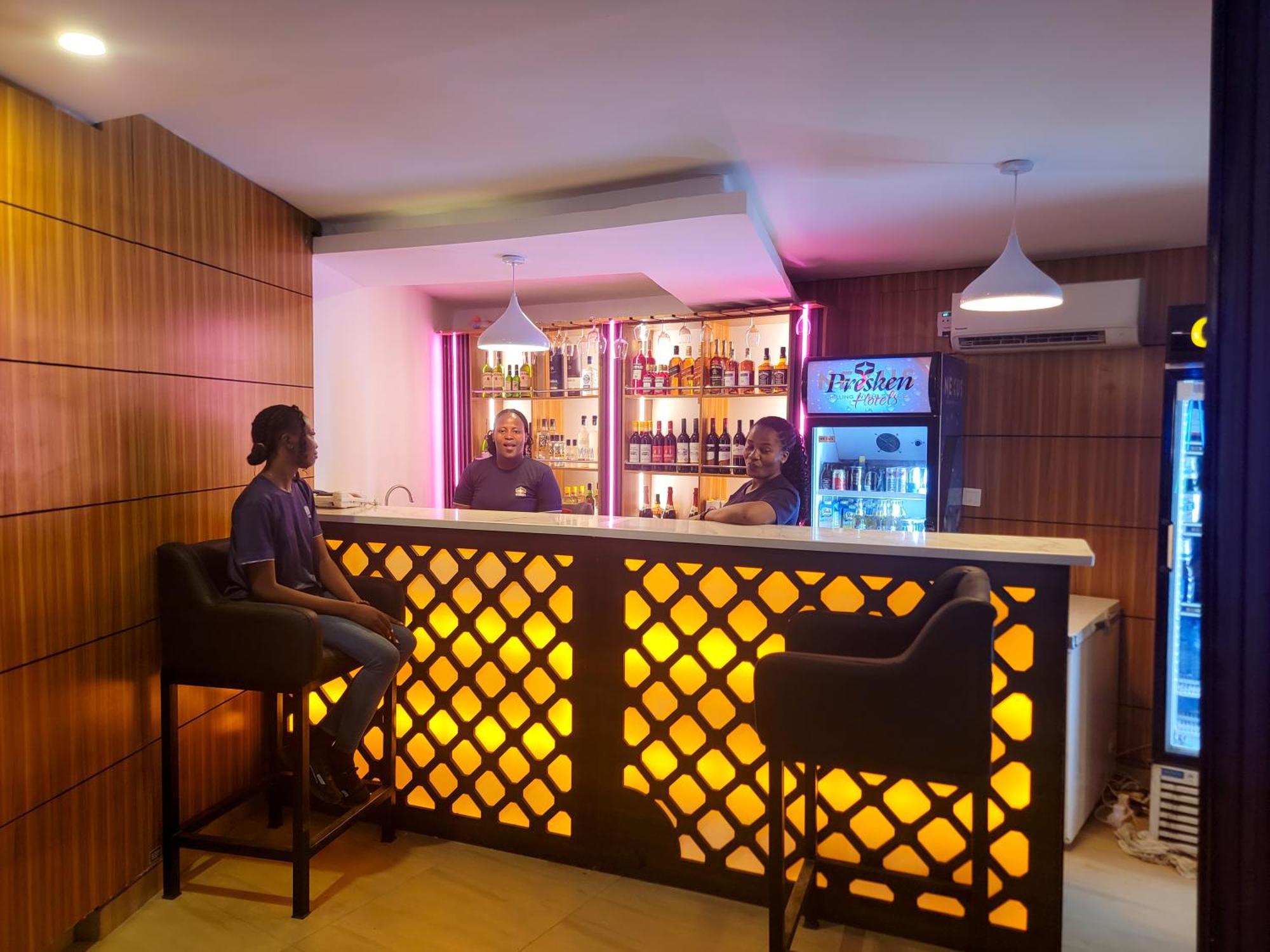 Presken Hotels Alade Avenue 이케야 외부 사진