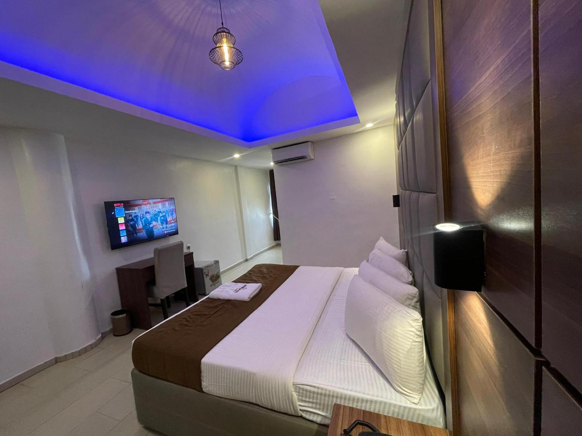 Presken Hotels Alade Avenue 이케야 외부 사진